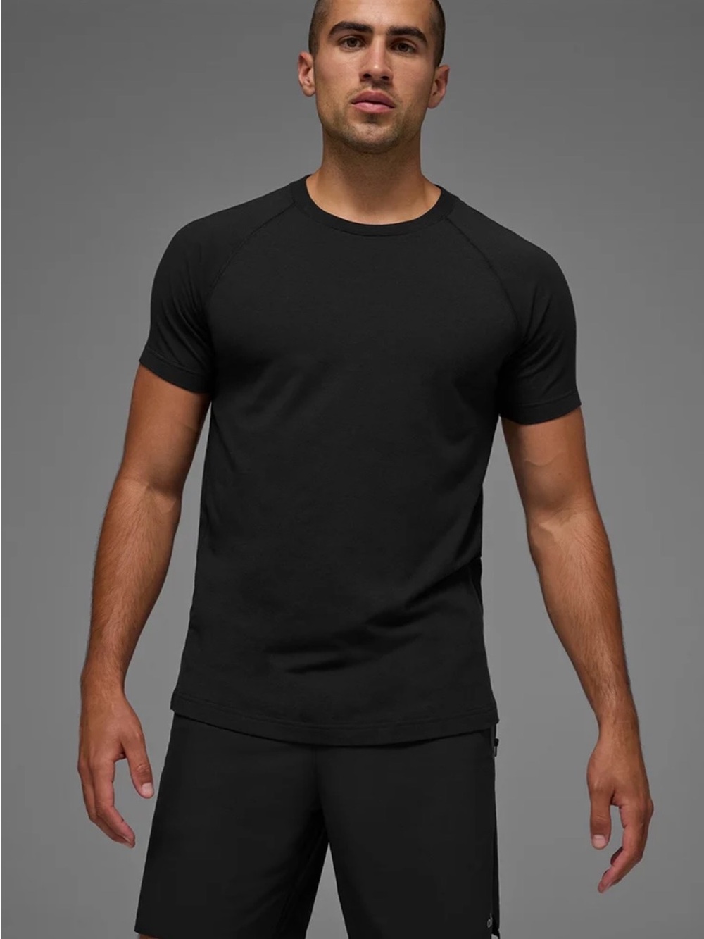 Alo Yoga Men's Vapor Short Sleeve 2XL T Shirt Black Crew Neck Active Wear Gym